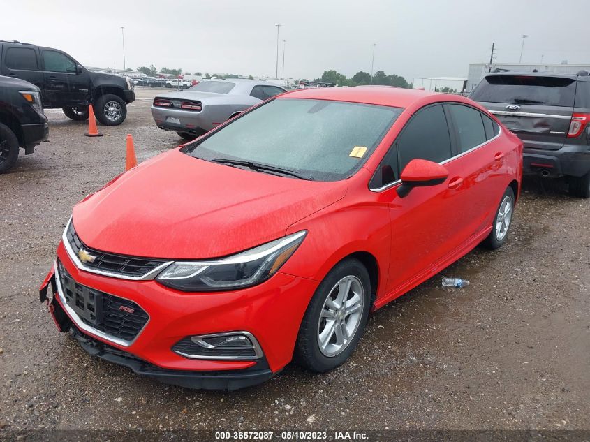 2018 CHEVROLET CRUZE LT - 1G1BE5SM1J7148165