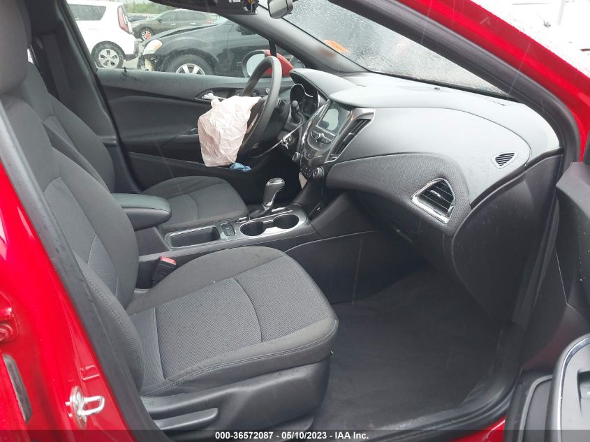 2018 CHEVROLET CRUZE LT - 1G1BE5SM1J7148165