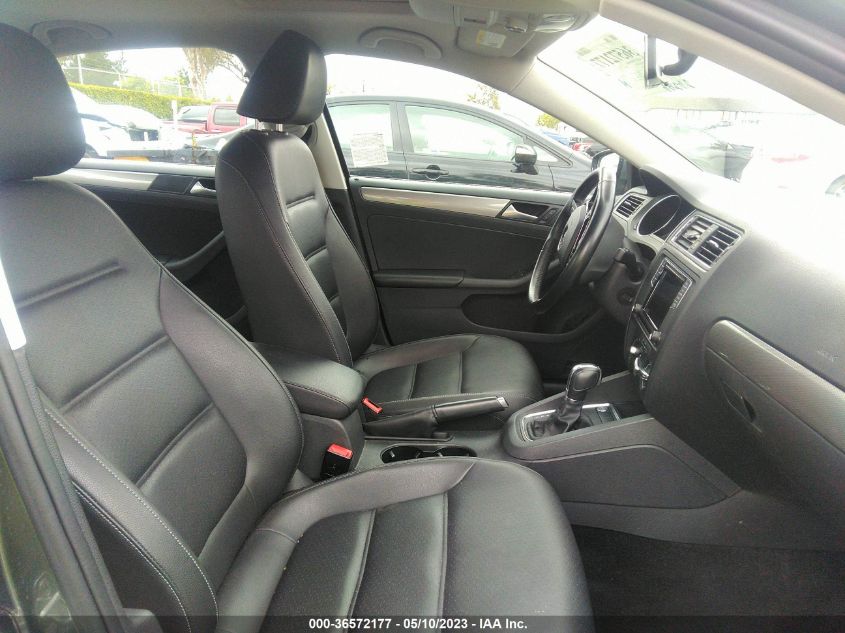 2018 VOLKSWAGEN JETTA 1.4T - 3VWDB7AJXJM260445