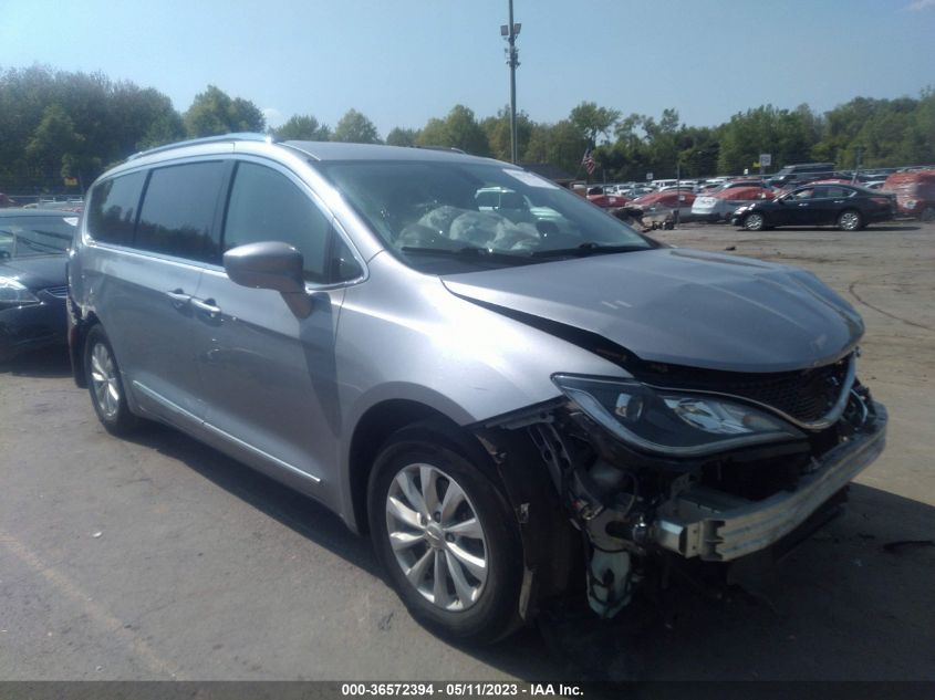 2019 CHRYSLER PACIFICA TOURING L - 2C4RC1BG1KR549679