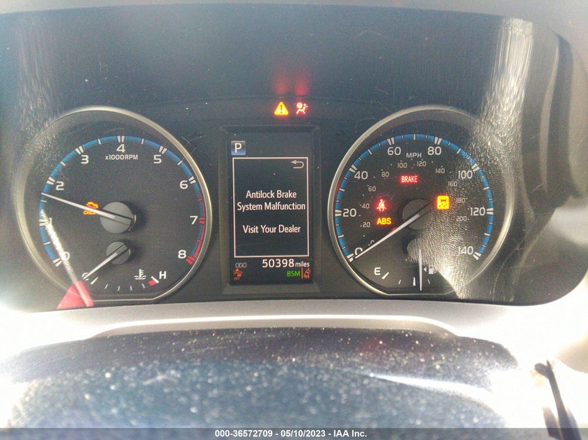 VIN JTMWFREV2JJ163522 2018 TOYOTA RAV4 XLE/ADVENTURE