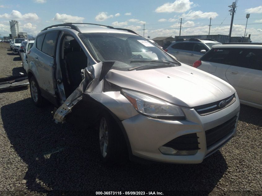 2016 FORD ESCAPE SE - 1FMCU9G97GUB39373