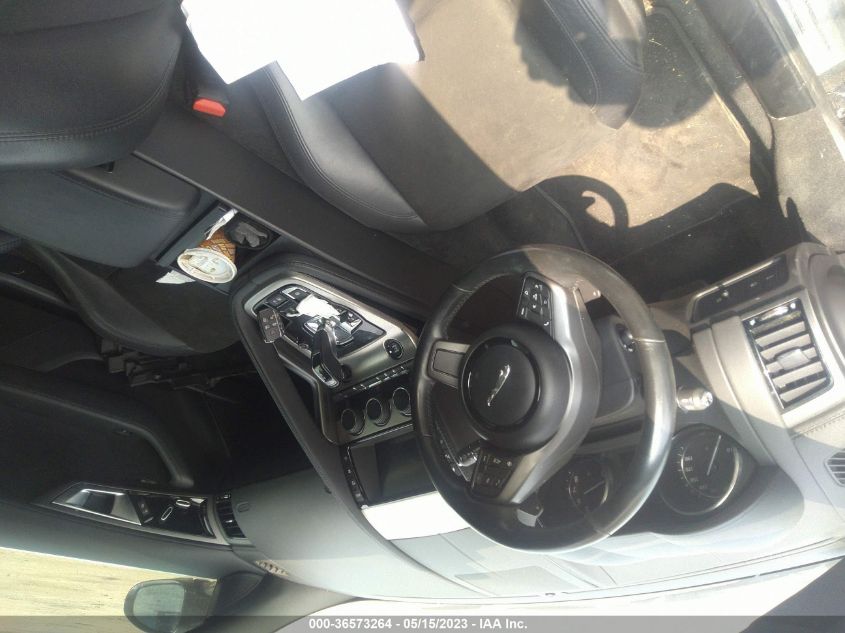 2017 JAGUAR F-TYPE SAJWA6AT3H8K44534