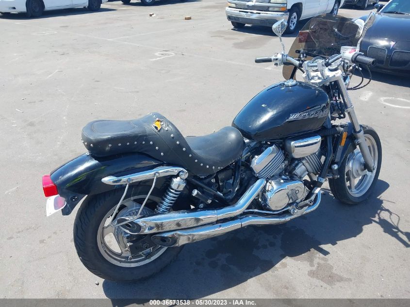 2000 HONDA VF750 C - JH2RC4304YM600064