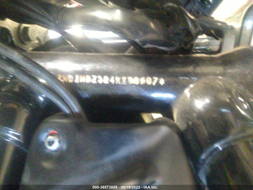 2004 HARLEY-DAVIDSON VRSCB 1HD1HBZ324K800507