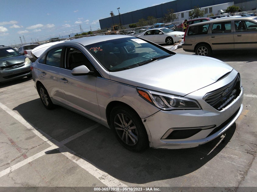 VIN 5NPE24AF9HH590062 2017 HYUNDAI SONATA 2.4L