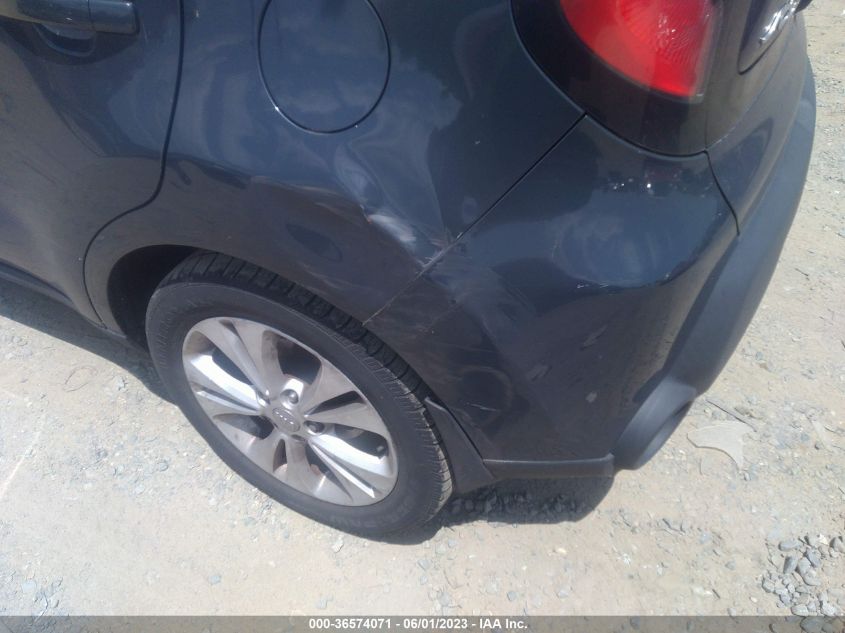 2015 KIA SOUL + - KNDJP3A51F7201501