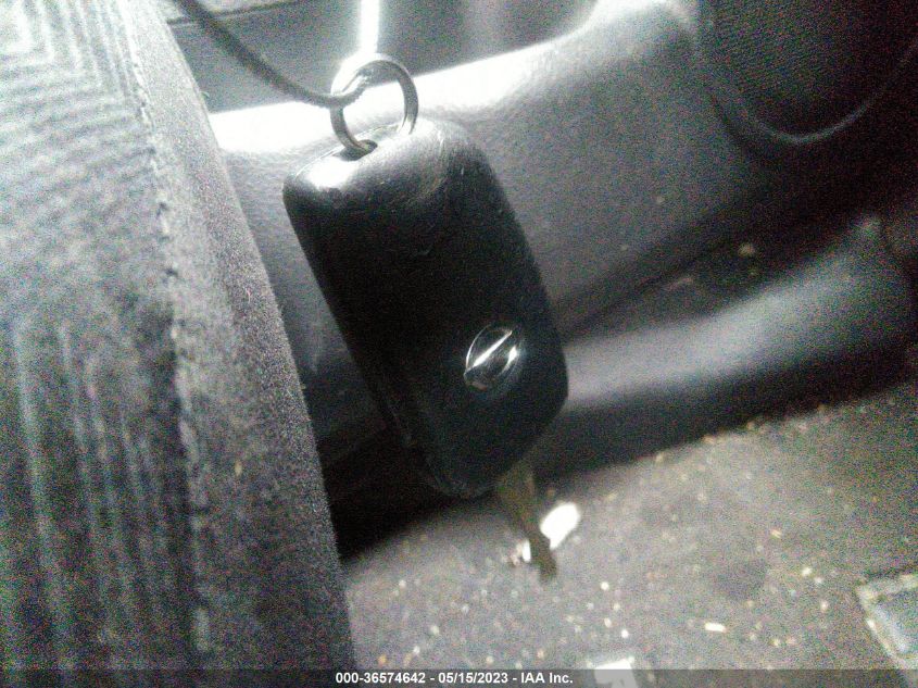 2015 NISSAN ROGUE S - KNMAT2MV6FP564068