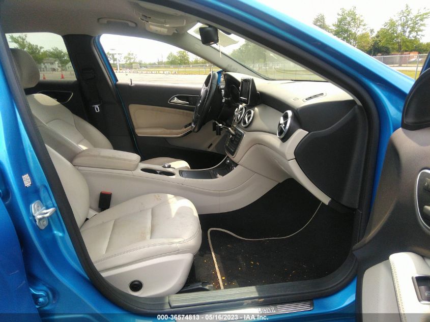 2015 MERCEDES-BENZ GLA-CLASS GLA 250 WDCTG4GB9FJ135417