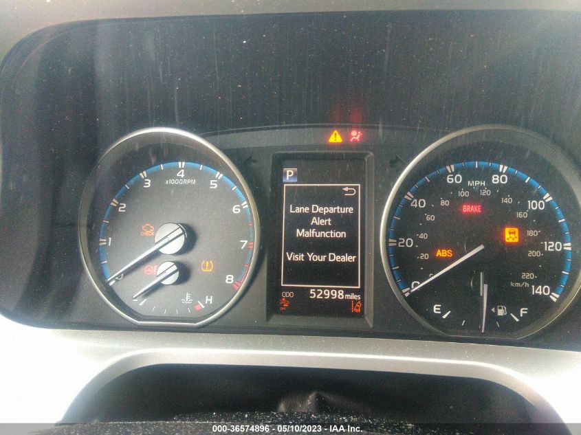2018 TOYOTA RAV4 LE - JTMZFREV2JJ198767