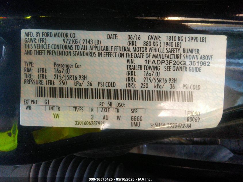 2016 FORD FOCUS SE - 1FADP3F20GL361962