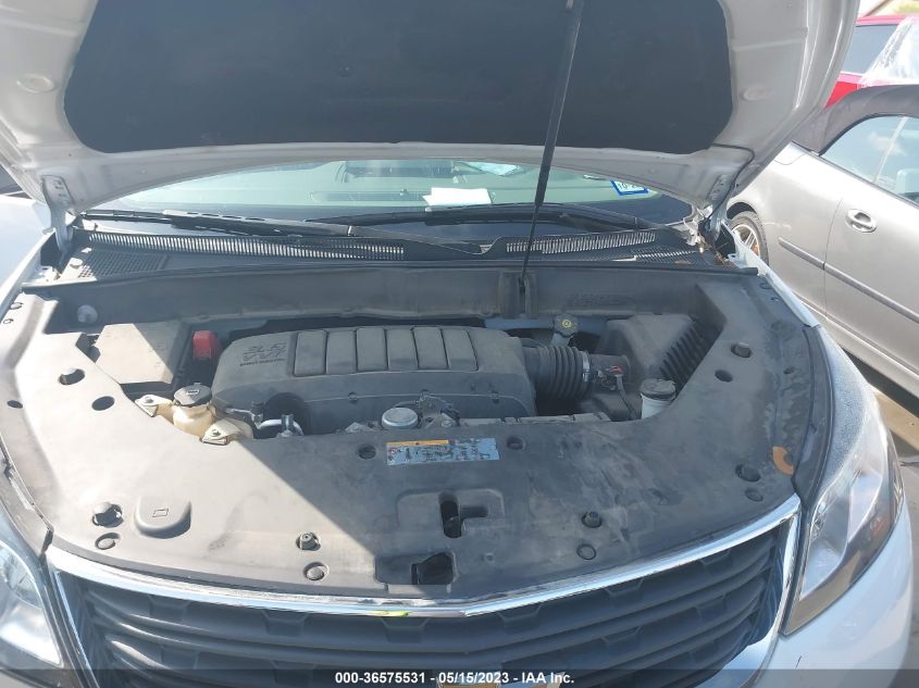 2017 CHEVROLET TRAVERSE LS - 1GNKRFED5HJ204920