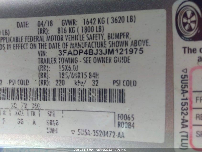 VIN 3FADP4BJ3JM121975 2018 FORD FIESTA SE