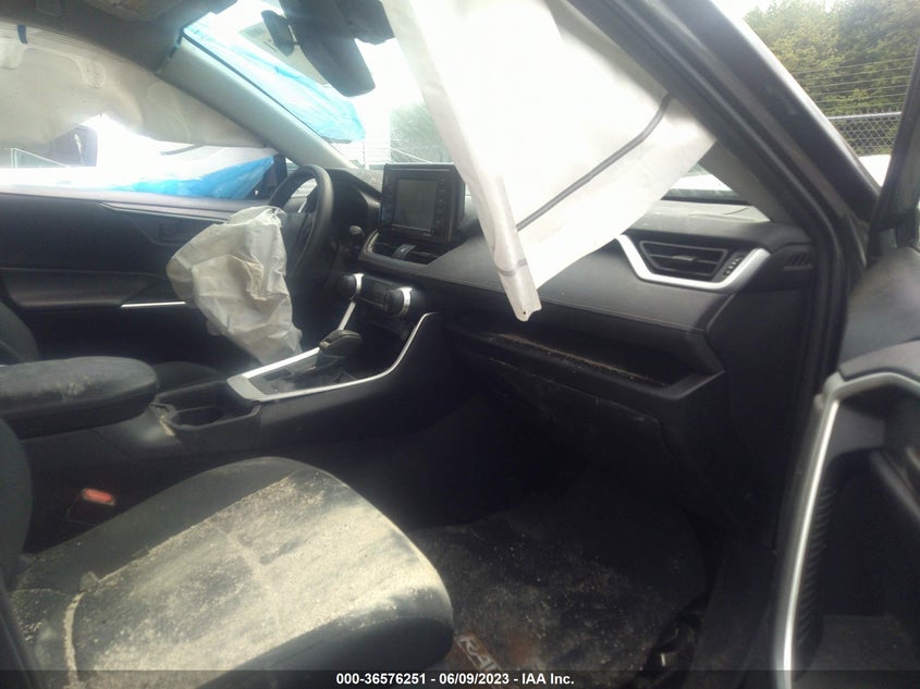 VIN 2T3G1RFV9LW100729 2020 TOYOTA RAV4 LE