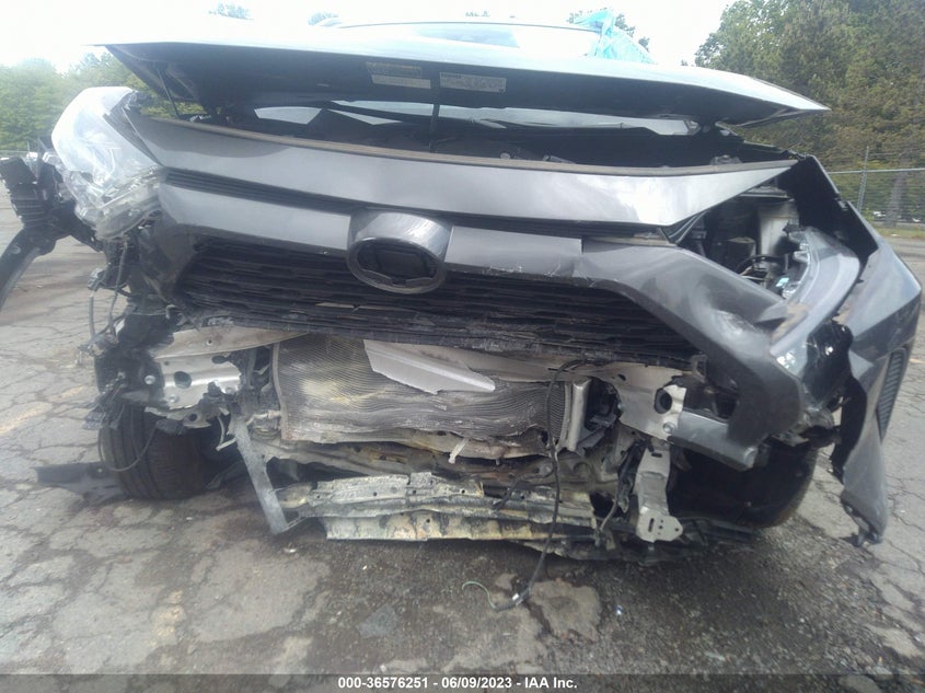 VIN 2T3G1RFV9LW100729 2020 TOYOTA RAV4 LE