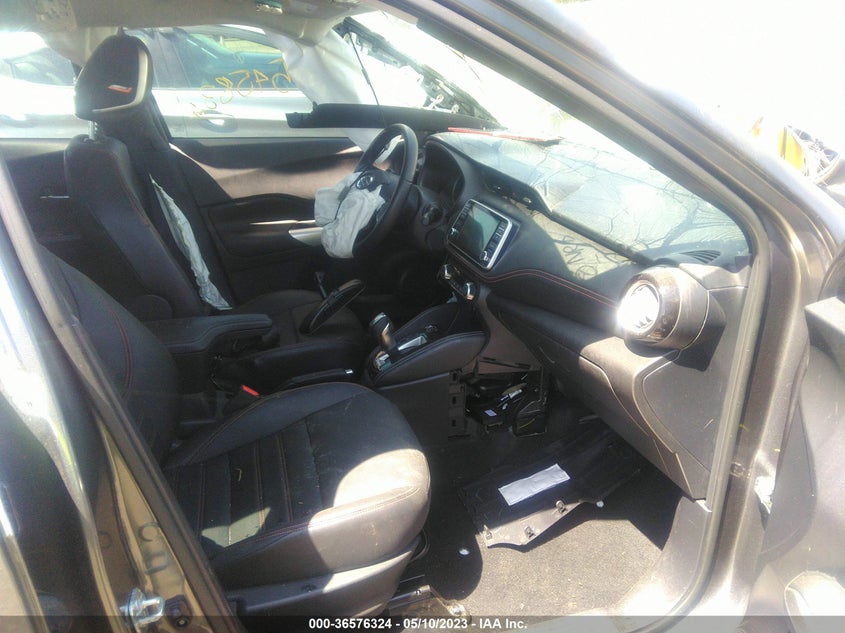 VIN 3N1CP5CU2KL549907 2019 NISSAN KICKS SR