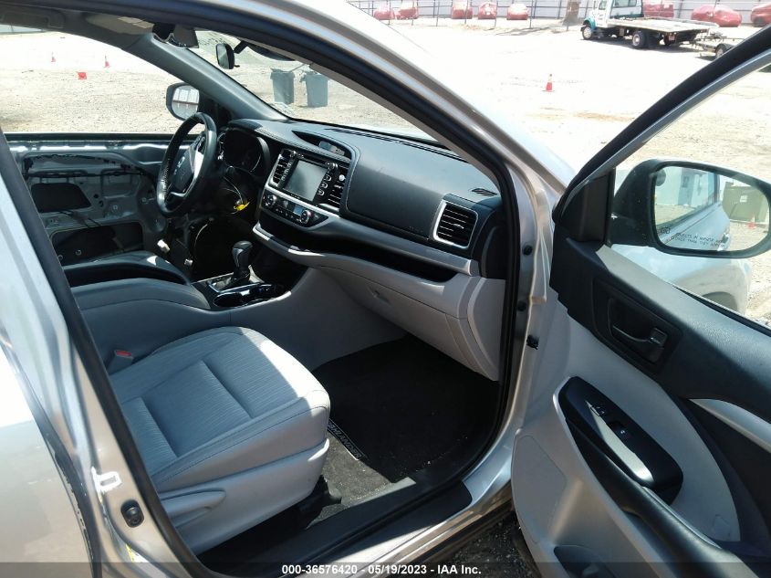 2019 TOYOTA HIGHLANDER LE - 5TDZZRFH1KS336335
