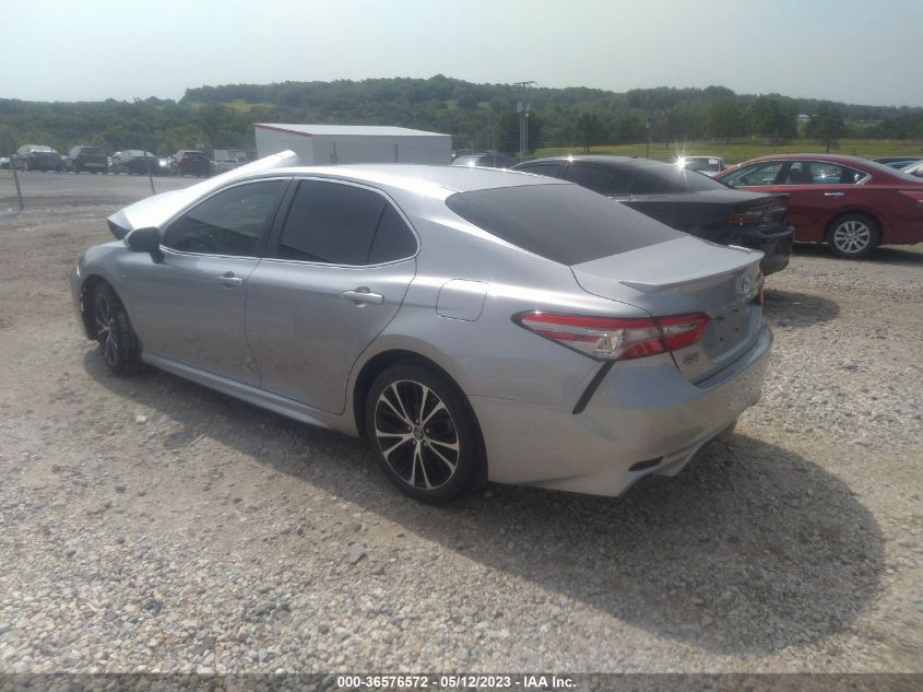 2018 TOYOTA CAMRY LE/SE/XLE/L - 4T1B11HK6JU144949