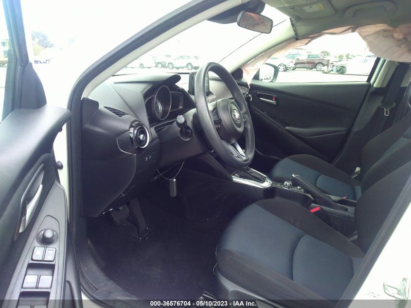 2019 TOYOTA YARIS SEDAN L/LE/XLE 3MYDLBYV0KY526532