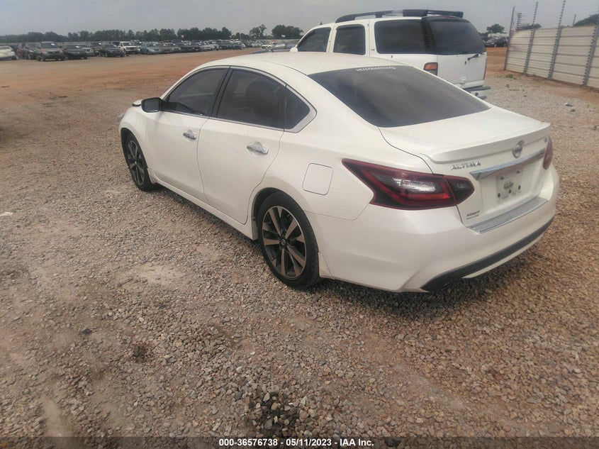 VIN 1N4AL3AP4HC263455 2017 NISSAN ALTIMA 2.5 SR