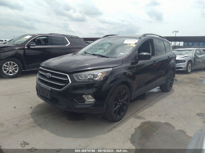 2017 FORD ESCAPE SE - 1FMCU0G94HUC00210