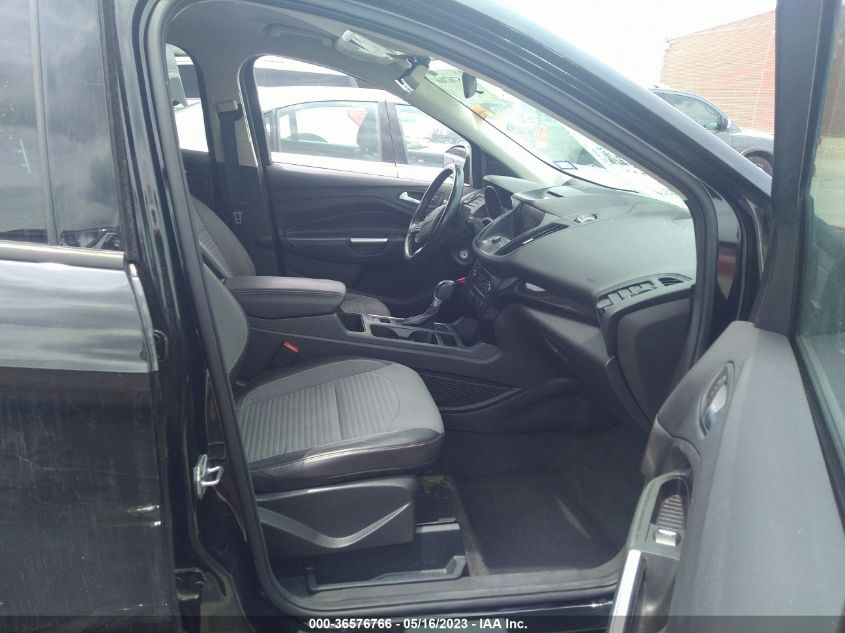 2017 FORD ESCAPE SE - 1FMCU0G94HUC00210