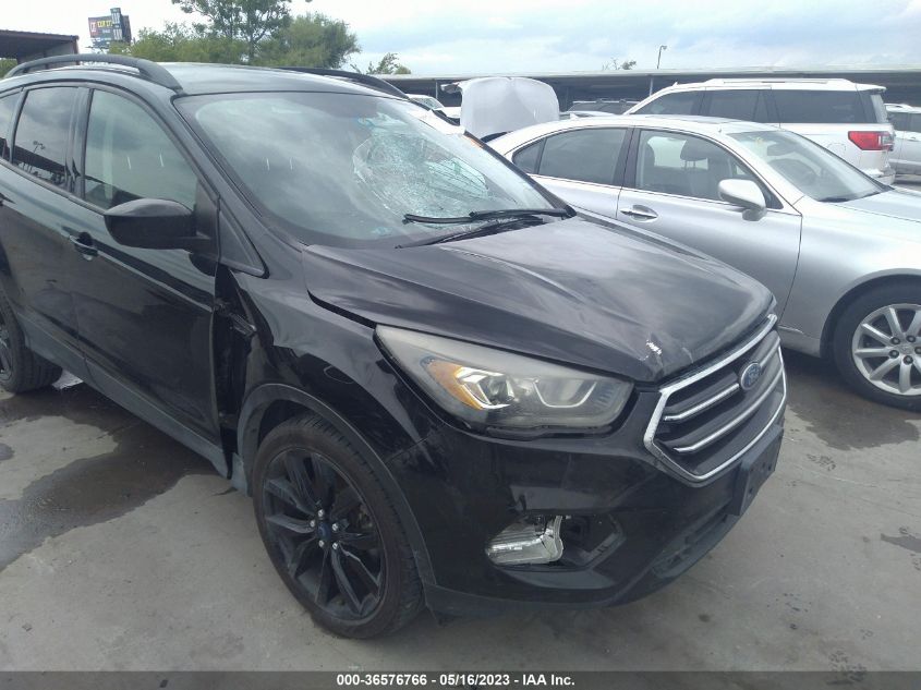 2017 FORD ESCAPE SE - 1FMCU0G94HUC00210