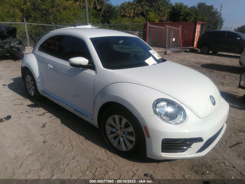 2019 VOLKSWAGEN BEETLE S/FINAL EDITION SE - 3VWFD7AT8KM700426