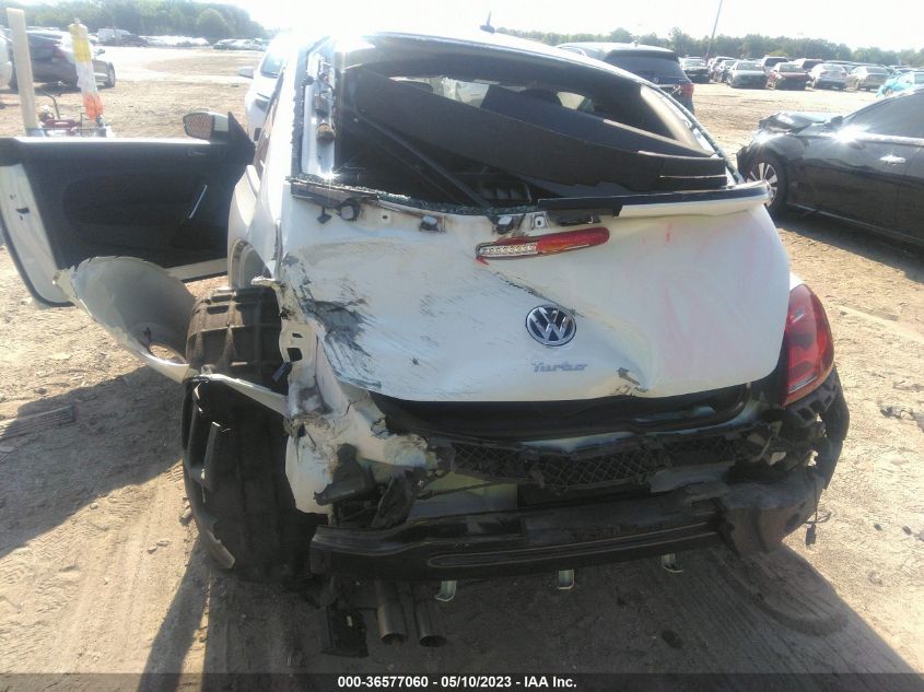 2019 VOLKSWAGEN BEETLE S/FINAL EDITION SE - 3VWFD7AT8KM700426