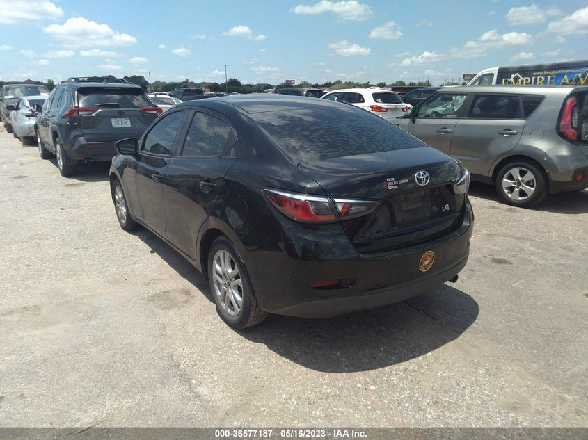 VIN 3MYDLBYV7HY169181 2017 TOYOTA YARIS IA