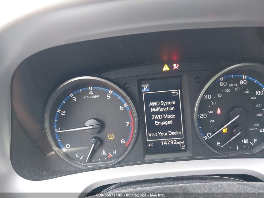 2018 TOYOTA RAV4 XLE/ADVENTURE - JTMRFREV1JD237766
