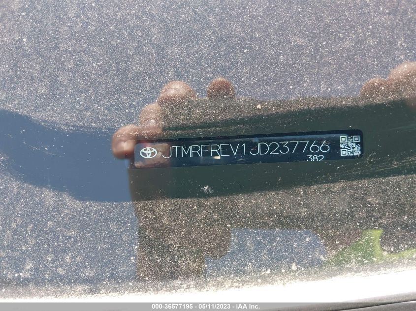 2018 TOYOTA RAV4 XLE/ADVENTURE - JTMRFREV1JD237766