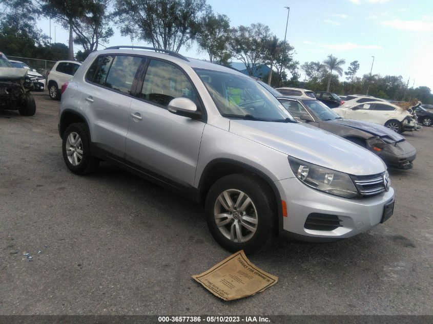 2017 VOLKSWAGEN TIGUAN - WVGAV7AX6HK040752