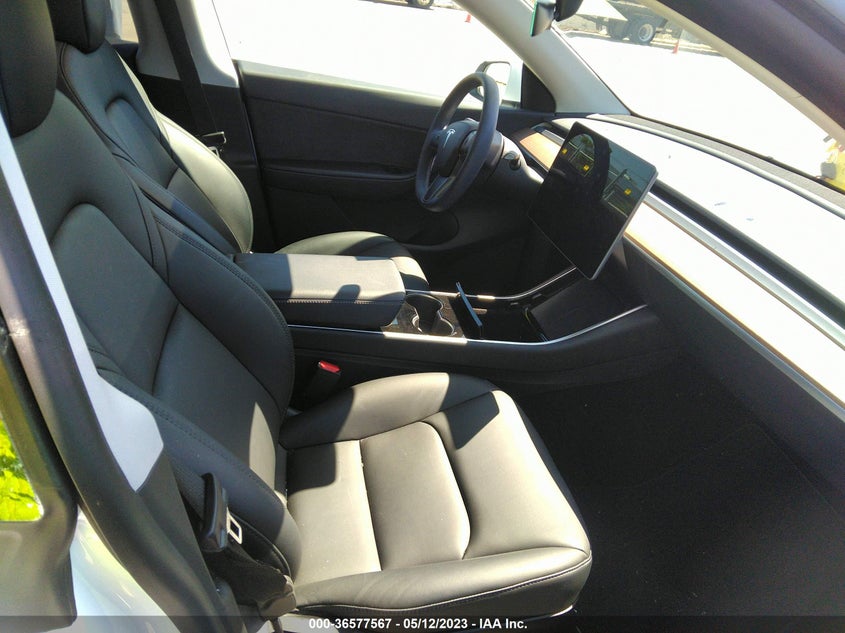 VIN 5YJYGDEE9MF094669 2021 TESLA MODEL Y LONG RANGE