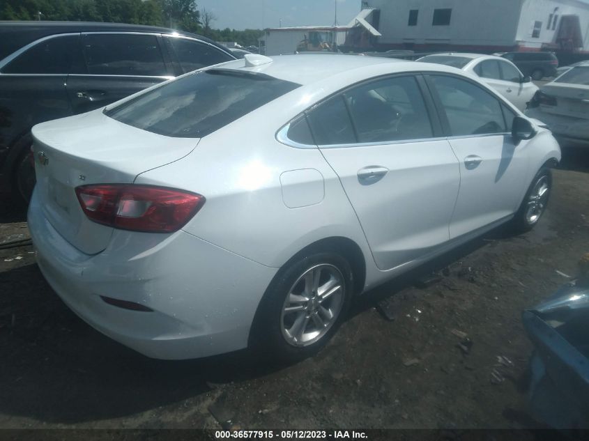 2018 CHEVROLET CRUZE LT - 1G1BE5SM8J7162080
