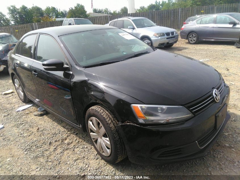 2013 VOLKSWAGEN JETTA SEDAN SE - 3VWDP7AJ7DM444442