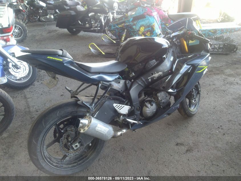 2015 KAWASAKI ZX636 E JKBZXJE1XFA014376