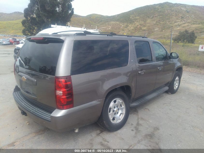 2014 CHEVROLET SUBURBAN LT - 1GNSKJE74ER121588