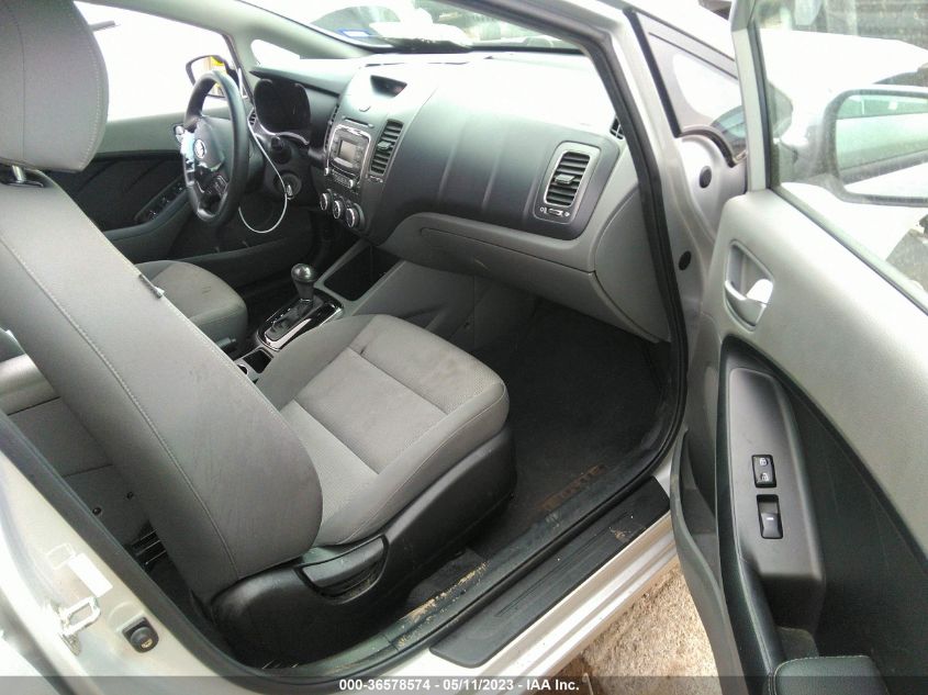 2018 KIA FORTE LX - 3KPFK4A71JE225768