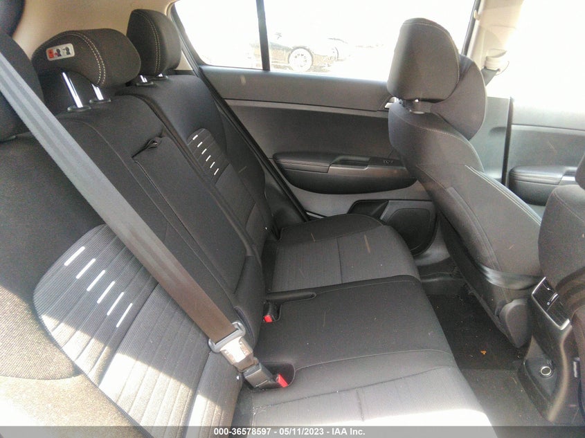 VIN KNDPM3AC0J7449605 2018 KIA SPORTAGE LX
