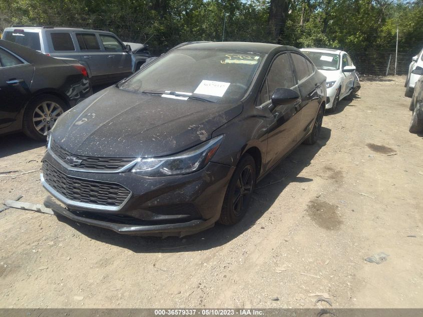 2018 CHEVROLET CRUZE LT - 1G1BE5SM8J7188565