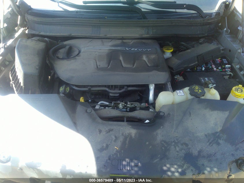 VIN 1C4PJLCX6KD359208 2019 JEEP CHEROKEE LATITUDE