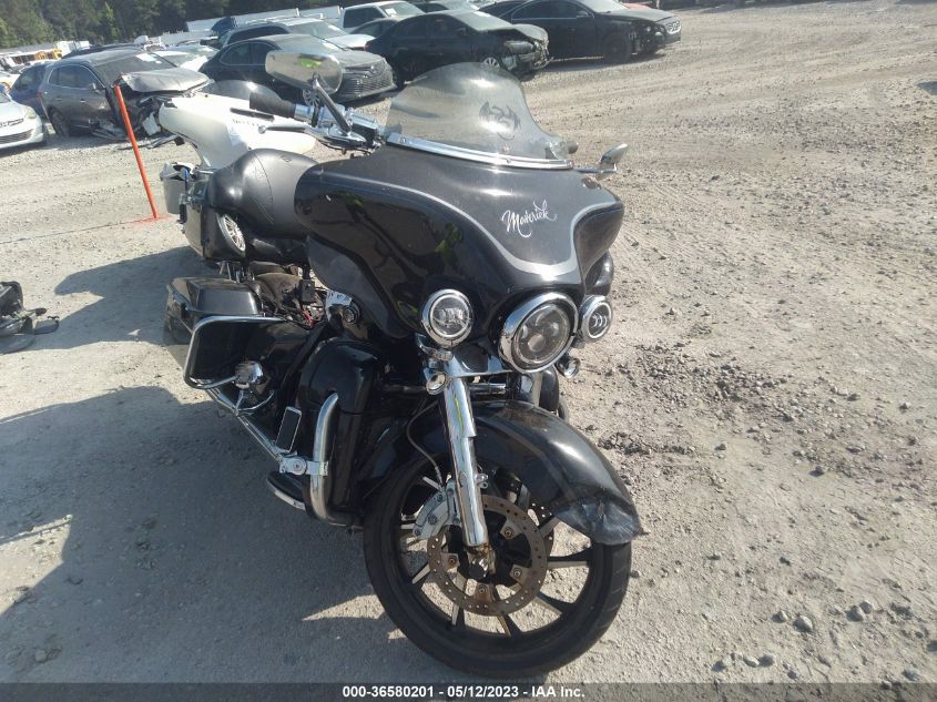2013 HARLEY-DAVIDSON FLHTCUSE CVO ULTRA ELECGLIDE/ANNIV - 1HD1PR823DB960545
