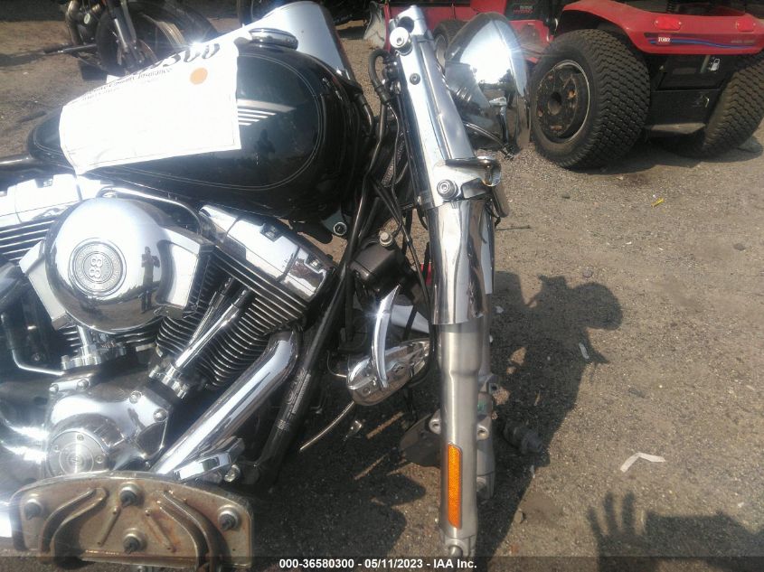2001 HARLEY-DAVIDSON FLSTFI - 1HD1BXB1X1Y077120