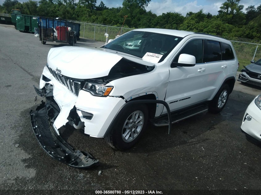 VIN 1C4RJEAG3JC399855 2018 JEEP GRAND CHEROKEE LAREDO