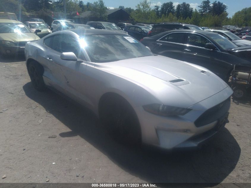 VIN 1FA6P8TH4J5135739 2018 FORD MUSTANG no.1