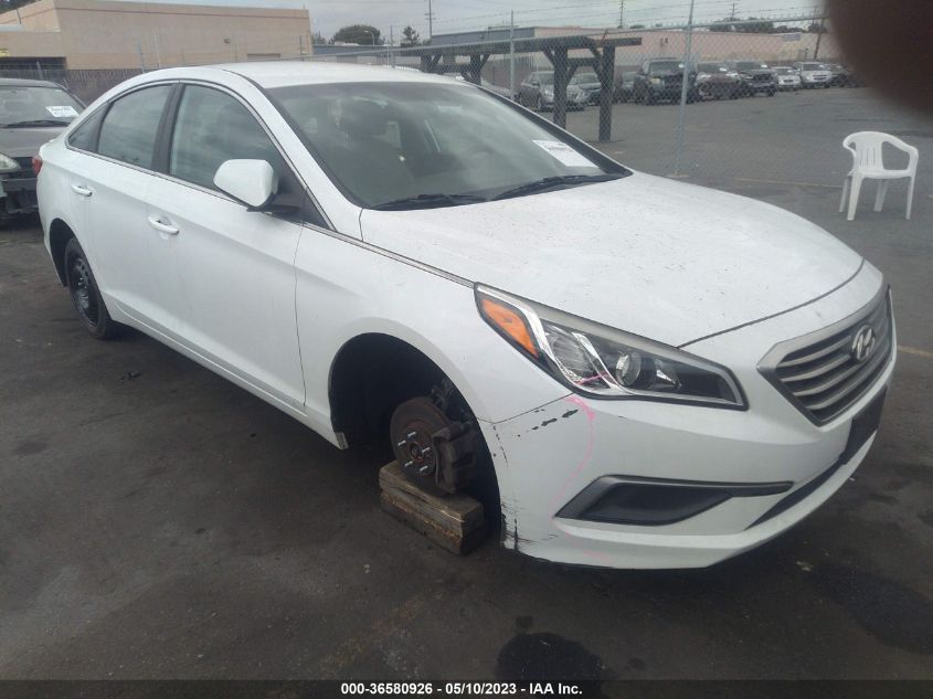 2016 HYUNDAI SONATA 2.4L SE - 5NPE24AFXGH262213