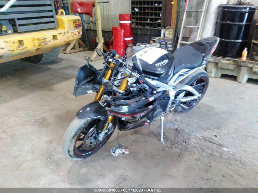 2021 TRIUMPH MOTORCYCLE DAYTONA MOTO2 765 - SMTA204K3MJAC8692