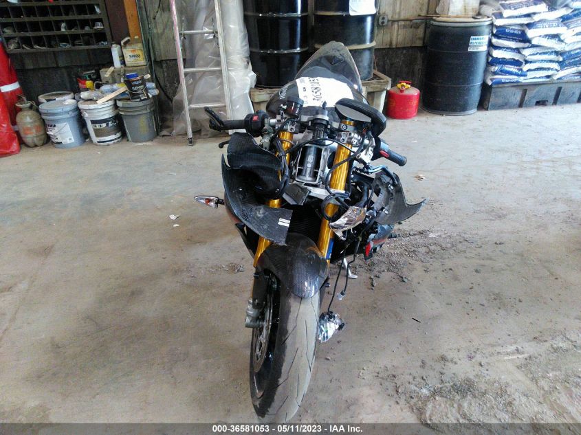2021 TRIUMPH MOTORCYCLE DAYTONA MOTO2 765 - SMTA204K3MJAC8692