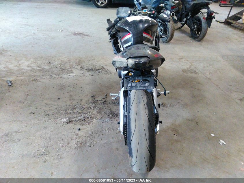 2021 TRIUMPH MOTORCYCLE DAYTONA MOTO2 765 - SMTA204K3MJAC8692